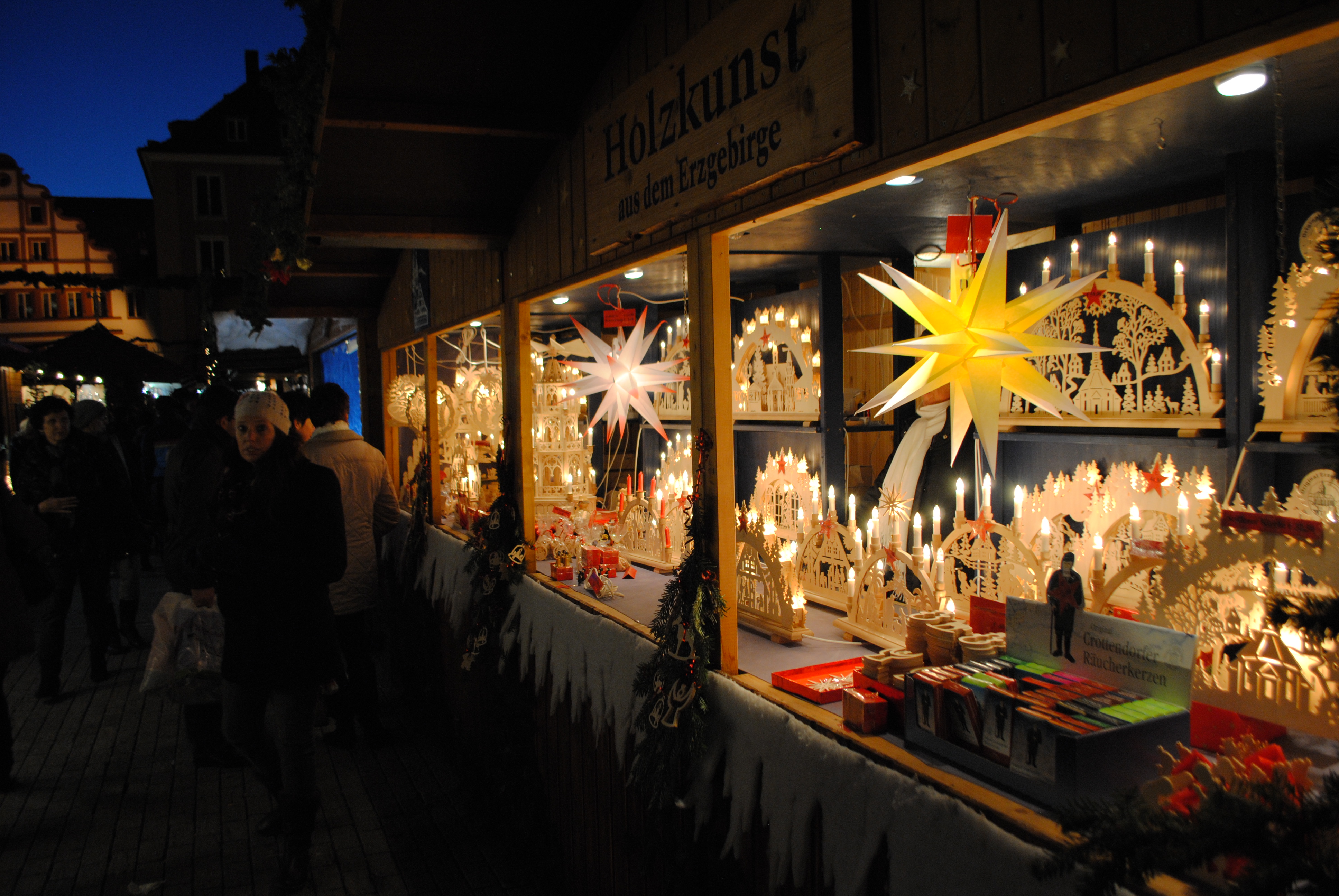 Visit U.S. Christmas Markets